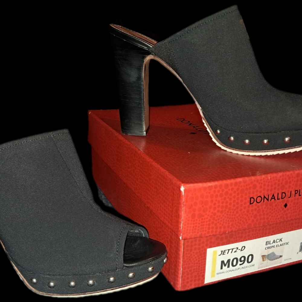 New-ish (Worn Twice) Donald J. Pliner Peep Toe, High Heeled Sandals